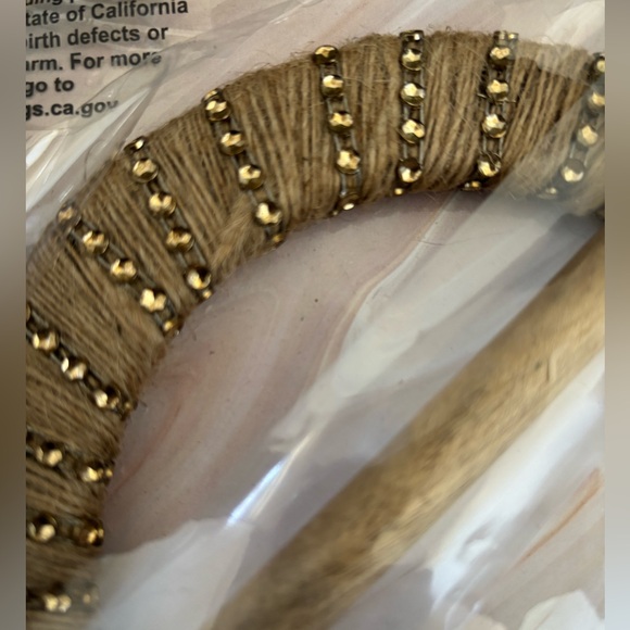NWT Vatican Homes Set Tan Jute w/ Gold Studs Brooch Tiebacks w/Wand for Curtains - Picture 2 of 15